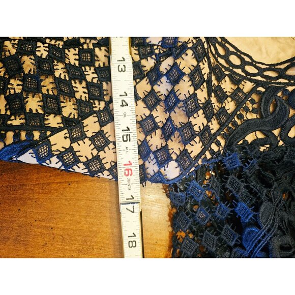 Bardot Daisy Lace A-Line Dress in Navy & Nude size 6 - Picture 14 of 14
